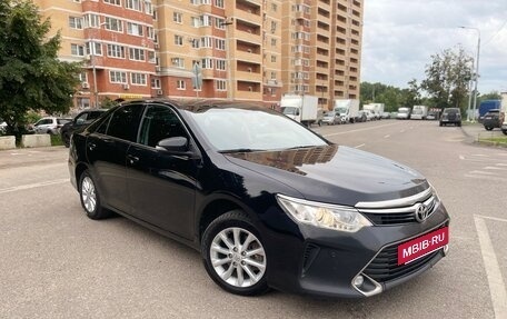 Toyota Camry, 2017 год, 1 440 000 рублей, 3 фотография