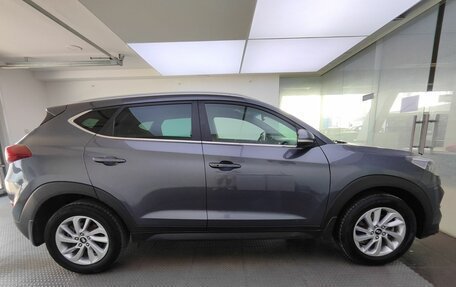 Hyundai Tucson III, 2018 год, 2 180 000 рублей, 5 фотография