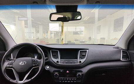 Hyundai Tucson III, 2018 год, 2 180 000 рублей, 17 фотография