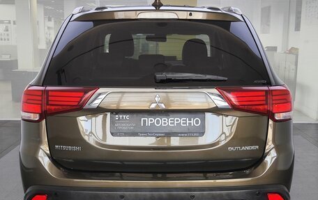 Mitsubishi Outlander III рестайлинг 3, 2019 год, 1 800 000 рублей, 7 фотография