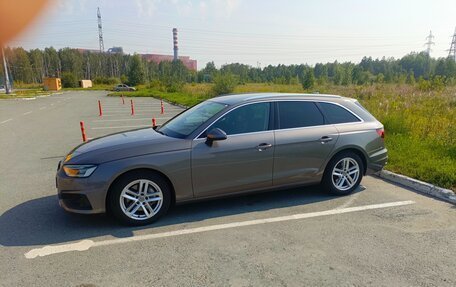 Audi A4, 2019 год, 3 350 000 рублей, 3 фотография