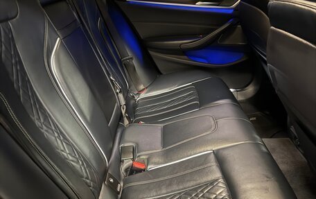 BMW 5 серия, 2019 год, 4 300 000 рублей, 6 фотография