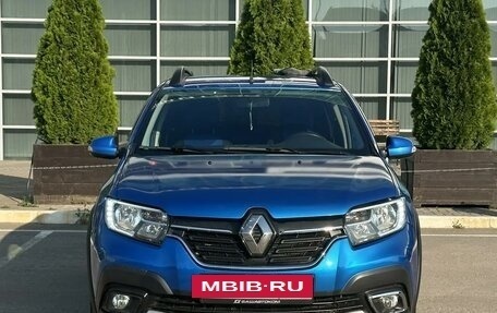 Renault Sandero II рестайлинг, 2019 год, 1 189 000 рублей, 2 фотография
