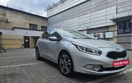KIA cee'd III, 2014 год, 1 350 000 рублей, 2 фотография