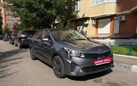 KIA Rio IV, 2020 год, 1 520 000 рублей, 2 фотография