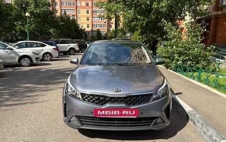 KIA Rio IV, 2020 год, 1 520 000 рублей, 3 фотография