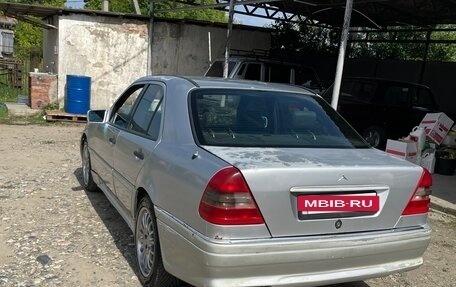 Mercedes-Benz C-Класс, 1995 год, 150 000 рублей, 10 фотография