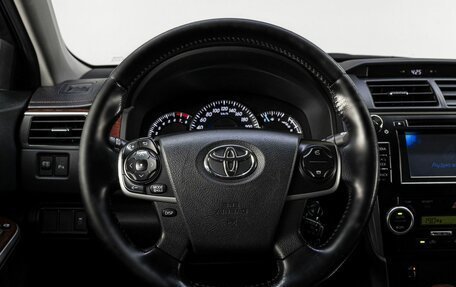 Toyota Camry, 2013 год, 1 990 000 рублей, 19 фотография