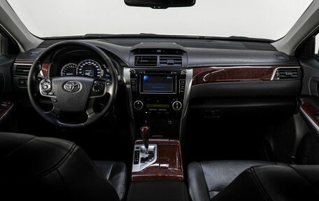 Toyota Camry, 2013 год, 1 990 000 рублей, 18 фотография