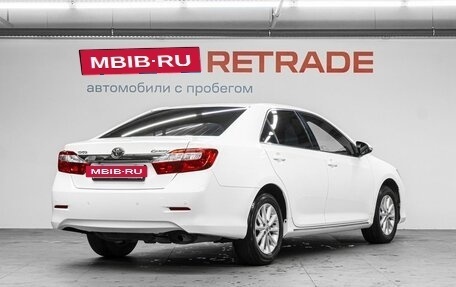 Toyota Camry, 2013 год, 1 990 000 рублей, 6 фотография