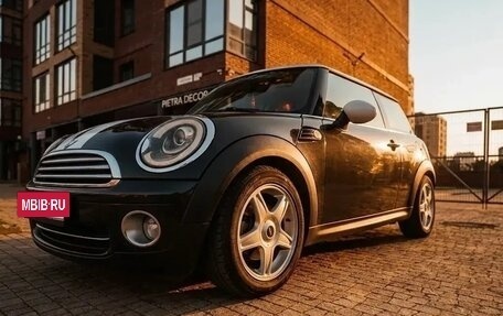 MINI Hatch, 2009 год, 1 050 000 рублей, 10 фотография