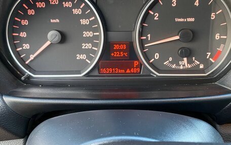 BMW 1 серия, 2008 год, 900 000 рублей, 6 фотография