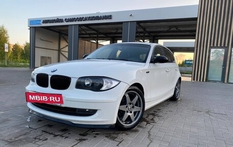 BMW 1 серия, 2008 год, 900 000 рублей, 3 фотография