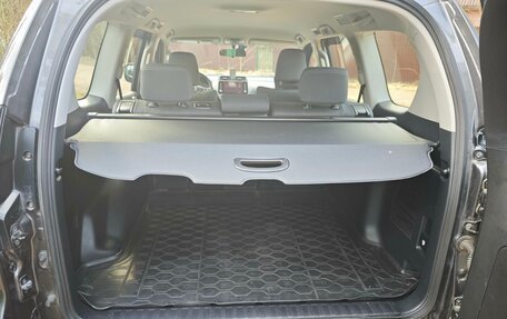 Toyota Land Cruiser Prado 150 рестайлинг 2, 2021 год, 6 400 000 рублей, 16 фотография