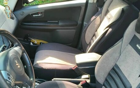 Suzuki SX4 II рестайлинг, 2010 год, 650 000 рублей, 6 фотография