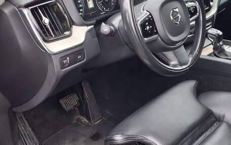 Volvo XC60 II, 2021 год, 3 680 000 рублей, 7 фотография