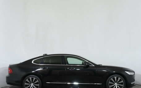 Volvo S90 II рестайлинг, 2021 год, 3 660 000 рублей, 5 фотография