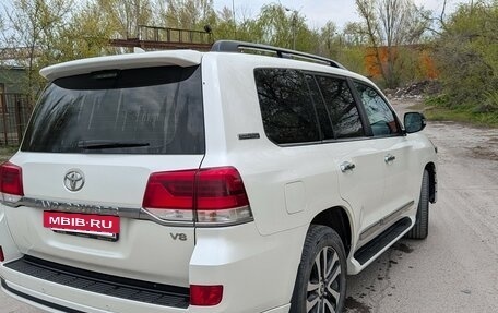 Toyota Land Cruiser 200, 2018 год, 7 600 000 рублей, 5 фотография