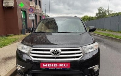 Toyota Highlander III, 2013 год, 1 490 000 рублей, 1 фотография
