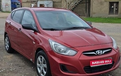 Hyundai Solaris II рестайлинг, 2012 год, 650 000 рублей, 1 фотография