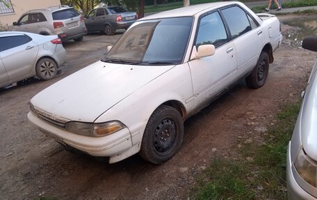 Toyota Carina, 1989 год, 100 000 рублей, 1 фотография
