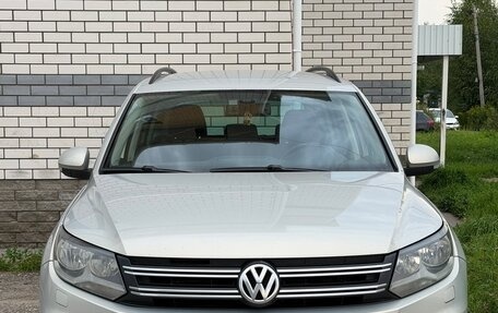 Volkswagen Tiguan I, 2015 год, 1 285 000 рублей, 1 фотография