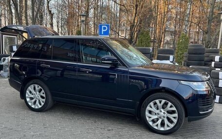 Land Rover Range Rover IV рестайлинг, 2021 год, 8 600 000 рублей, 2 фотография