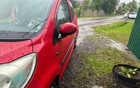 Peugeot 107 I рестайлинг, 2009 год, 550 000 рублей, 3 фотография