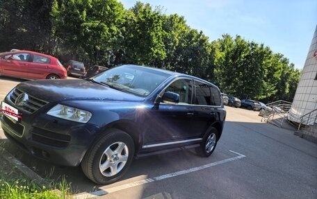 Volkswagen Touareg III, 2004 год, 950 000 рублей, 2 фотография