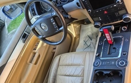 Volkswagen Touareg III, 2004 год, 950 000 рублей, 17 фотография
