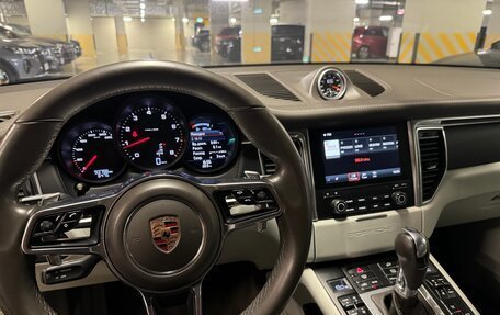 Porsche Macan I рестайлинг, 2017 год, 3 200 000 рублей, 7 фотография