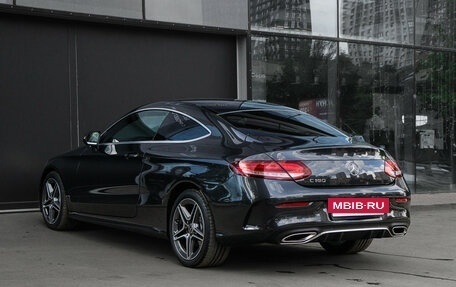 Mercedes-Benz C-Класс, 2019 год, 3 050 000 рублей, 7 фотография
