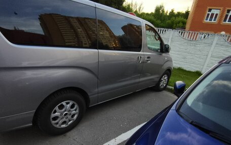 Hyundai Grand Starex Grand Starex I рестайлинг 2, 2012 год, 1 800 000 рублей, 5 фотография