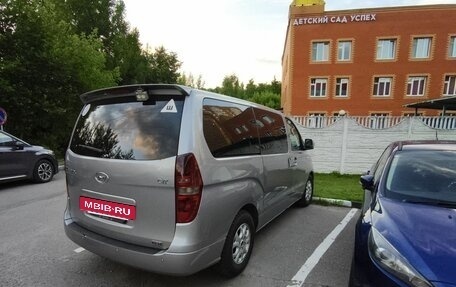 Hyundai Grand Starex Grand Starex I рестайлинг 2, 2012 год, 1 800 000 рублей, 4 фотография