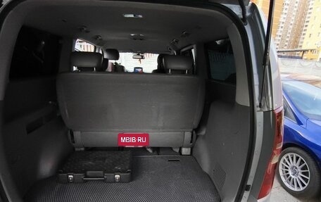Hyundai Grand Starex Grand Starex I рестайлинг 2, 2012 год, 1 800 000 рублей, 13 фотография