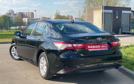 Toyota Camry, 2019 год, 3 300 000 рублей, 6 фотография