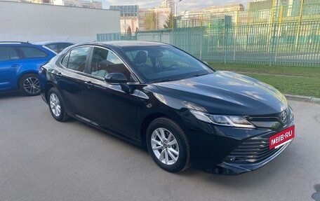 Toyota Camry, 2019 год, 3 300 000 рублей, 7 фотография