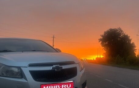Chevrolet Cruze II, 2010 год, 480 000 рублей, 8 фотография