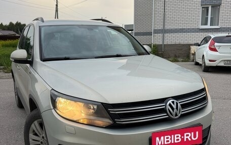 Volkswagen Tiguan I, 2015 год, 1 285 000 рублей, 2 фотография