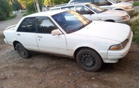 Toyota Carina, 1989 год, 100 000 рублей, 2 фотография