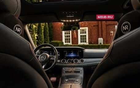 Mercedes-Benz E-Класс, 2020 год, 4 200 000 рублей, 16 фотография