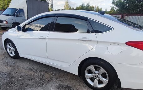 Hyundai i40 I рестайлинг, 2013 год, 1 200 000 рублей, 11 фотография