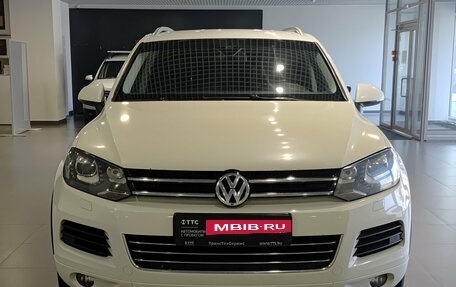 Volkswagen Touareg III, 2014 год, 2 573 000 рублей, 2 фотография