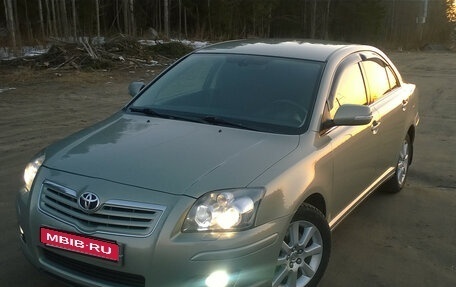 Toyota Avensis III рестайлинг, 2007 год, 500 000 рублей, 1 фотография