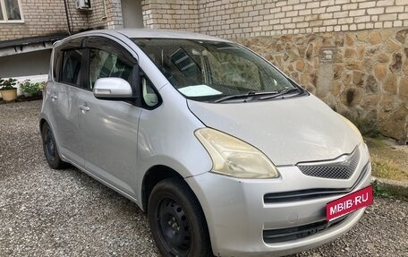 Toyota Ractis I, 2005 год, 450 000 рублей, 1 фотография
