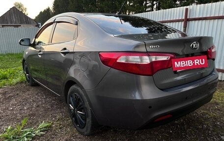 KIA Rio III рестайлинг, 2015 год, 950 000 рублей, 6 фотография