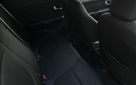 KIA Rio III рестайлинг, 2015 год, 950 000 рублей, 20 фотография