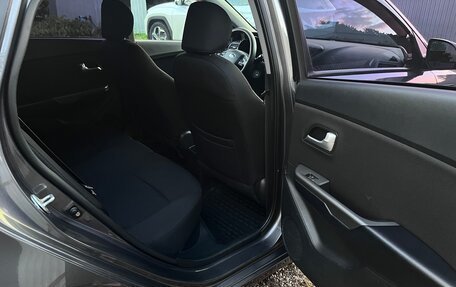 KIA Rio III рестайлинг, 2015 год, 950 000 рублей, 19 фотография