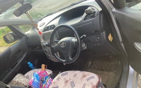 Toyota Ractis I, 2005 год, 450 000 рублей, 7 фотография