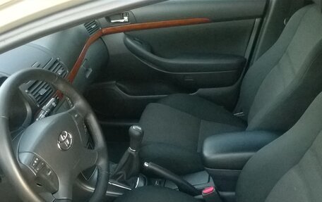 Toyota Avensis III рестайлинг, 2007 год, 500 000 рублей, 11 фотография